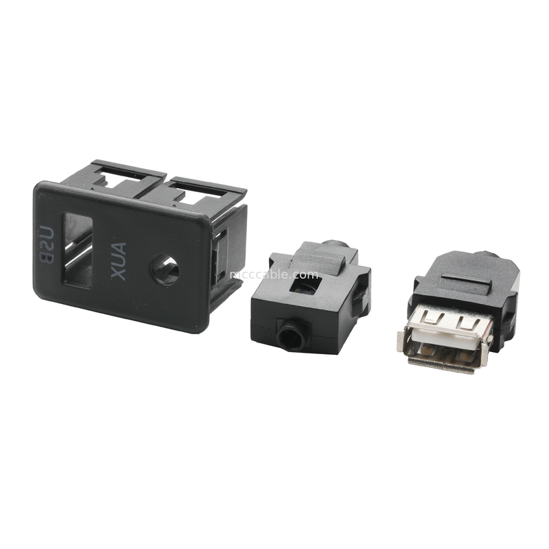 Estéreo masculino AUX. de Jack 3.5m m del cable de extensión de ISOBUS para el cable del zócalo de O Jack USB