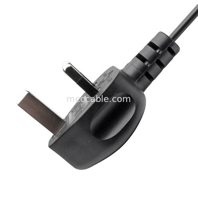 Cable de energía eléctrica Rohs Bs1363 a C7 2.5a 6 Ft 220v en interiores