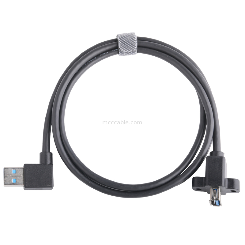 Negro Usb3 0 Cable Am 90 grados de flexión lateral a la mitad del paquete de tipo tornillo moldeado exterior
