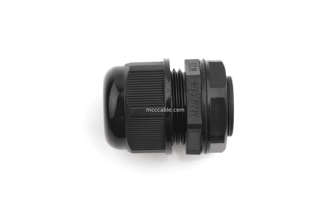 M25 Conector industrial impermeable con 3Pin / 4Pin / 6Pin / 7Pin / 8Pin Soporta el procesamiento de alambre personalizado OEM / ODM