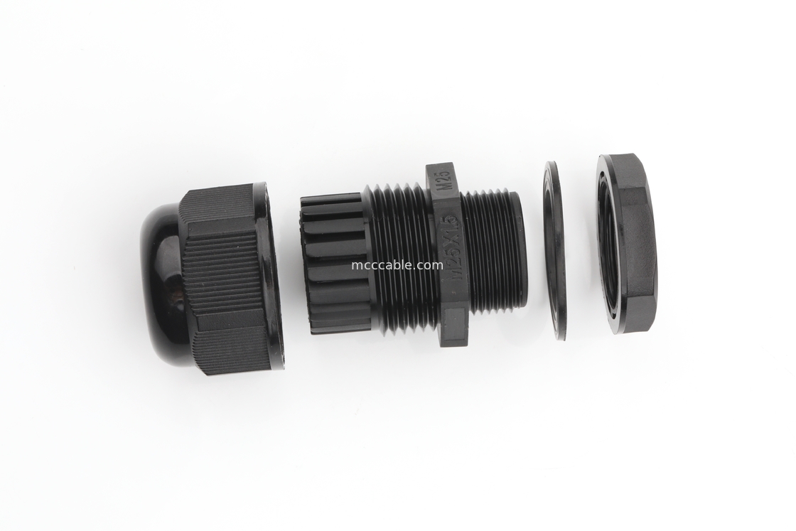 M25 Conector industrial impermeable con 3Pin / 4Pin / 6Pin / 7Pin / 8Pin Soporta el procesamiento de alambre personalizado OEM / ODM