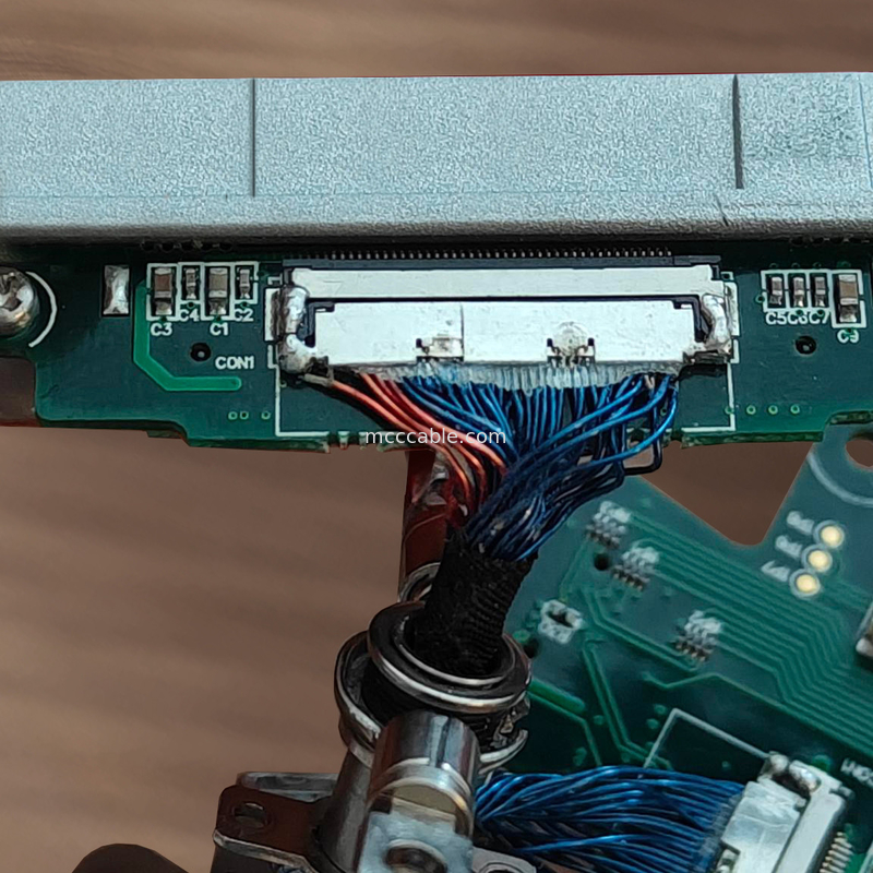 Cable Micro Coaxial LVDS de longitud personalizada de 0.4 mm 20453z-030 SD a 20347 con bloqueo mecánico