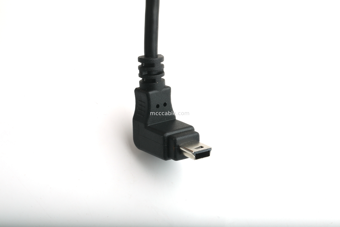 MÚNTO PUERTO USB TÍPICO B PANEL FEMEÑO MÚNTO ADAPTADOR A USB MINI-B Hombre Ángulo superior con moldeo