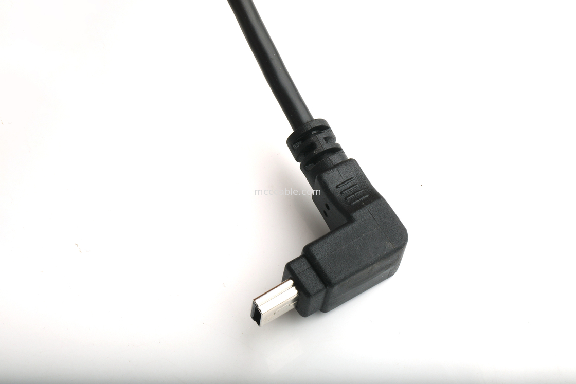 MÚNTO PUERTO USB TÍPICO B PANEL FEMEÑO MÚNTO ADAPTADOR A USB MINI-B Hombre Ángulo superior con moldeo