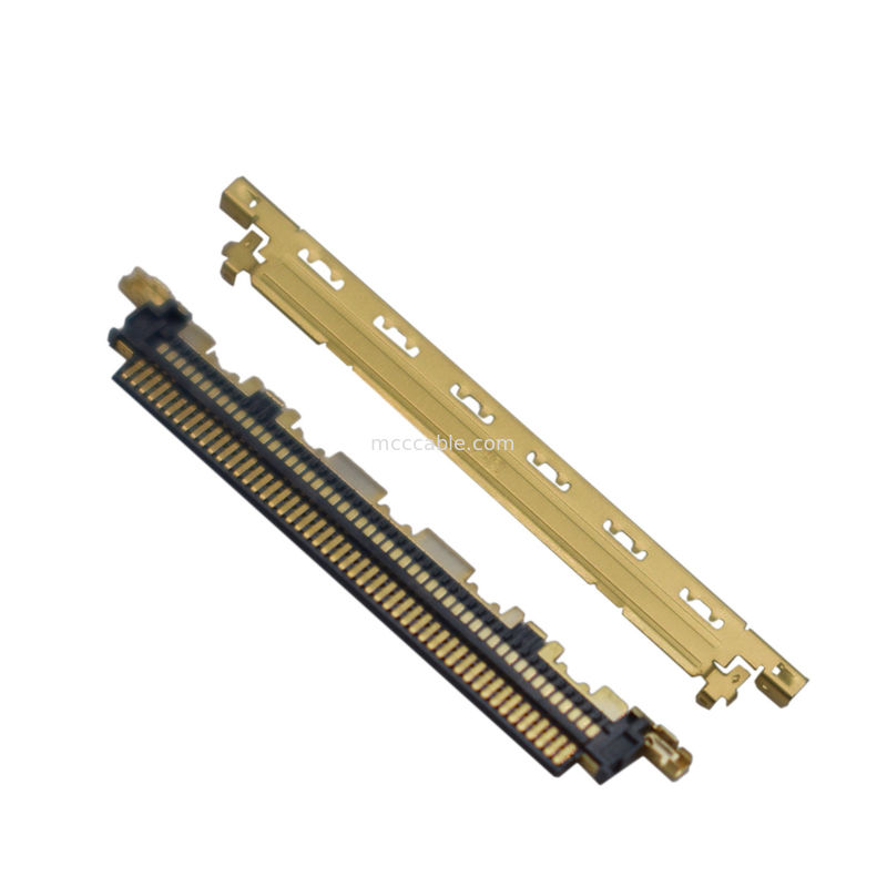 20846-040T-01 Completamente blindado con bloqueo mecánico Adecuado para la transferencia de datos a alta velocidad (20 Gbps/carril)