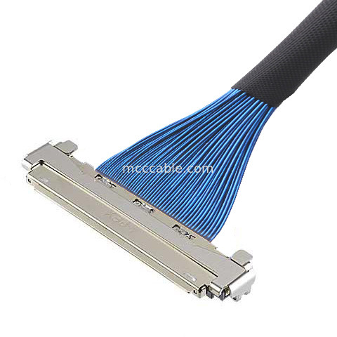 MICRO COAX CABLE 30P 20878-030T-01 Cable LVDS micro coaxial con blindaje EMC y bloqueo mecánico