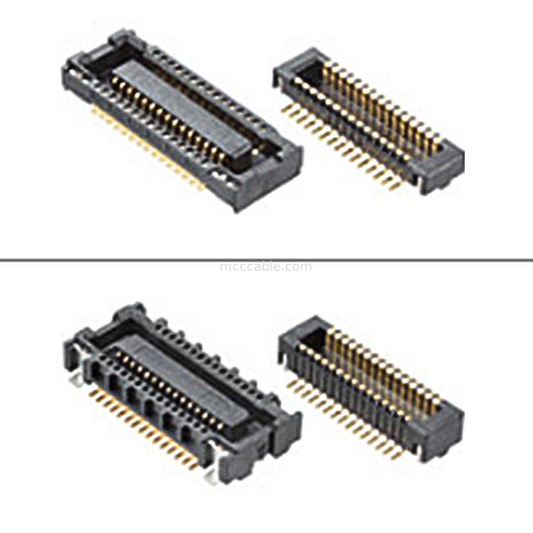 echada de 0.4m m HORAS micro DF36C-15P-0.4SD del cable coaxial a las HORAS DF36-30P-0.4SD