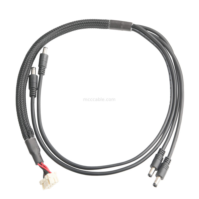 Conector de cable  1-1971905-4 HSG*1PCS Y para conexión de corriente continua 2.5*5.5mm Tipo de soldadura Moldeado de apariencia de PVC