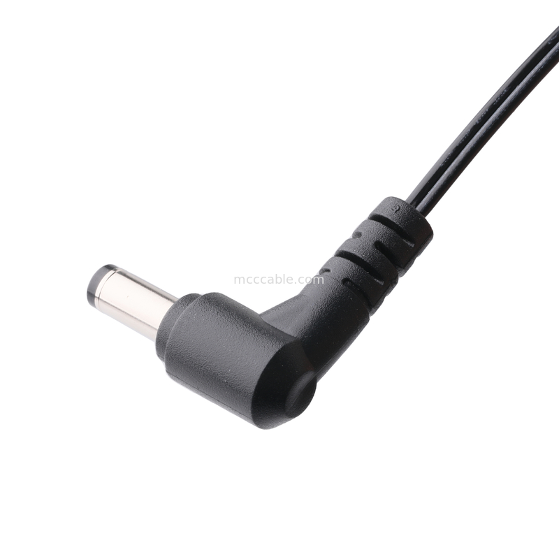 Enchufe de corriente continua 2.1 * 5.5mm Tipo de soldadura PVC Apariencia moldeado ángulo 90 a la carcasa blanca 2P MOLEX F
