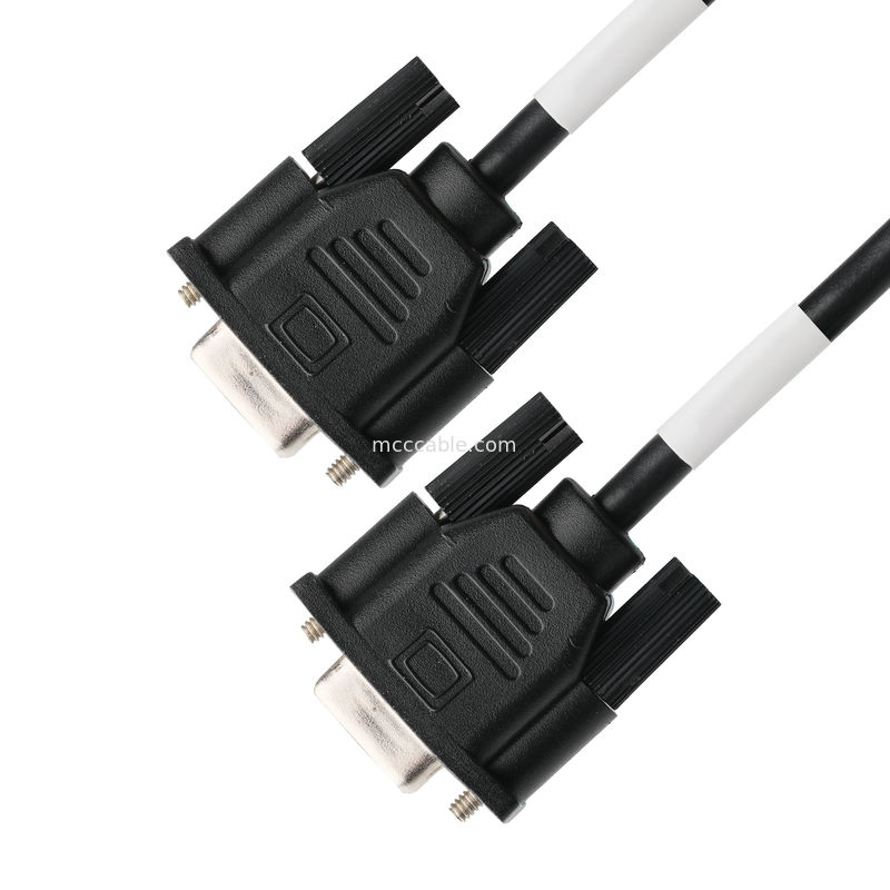 D-SUB-9Pin macho SOLDER TYPE núcleo de caucho blanco cubierto de níquel con conector D-SUB-9Pin femenino OEM/ODM