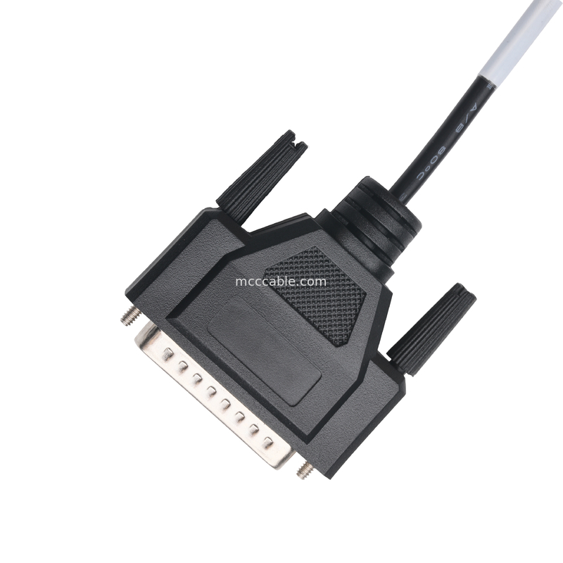 Conector CLEAR PVC 30P D-SUB FEMALE a GX12 M12-2P Conectores de ensamblaje de cables personalizados OEM / ODM