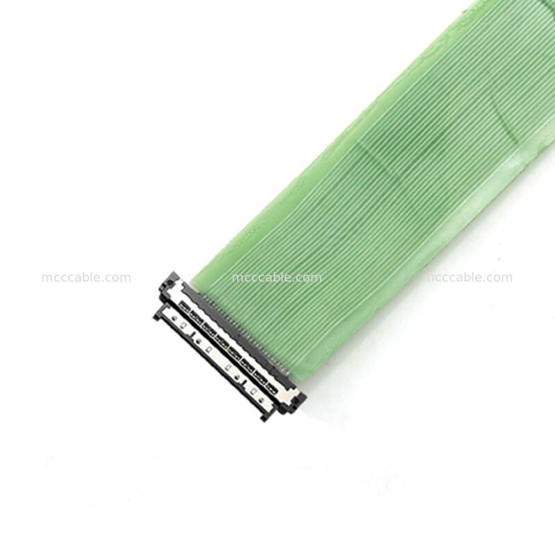 Cable micro coaxial 0.4mm USL20-30SS-020CH resistente a combustibles para sistemas ADAS y LiDAR automotrices