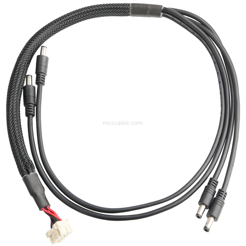 Ensamblaje de cable de paso de 3,3 mm a enchufe de CC 2,5x5,5 mm - UL2464 20AWG PVC