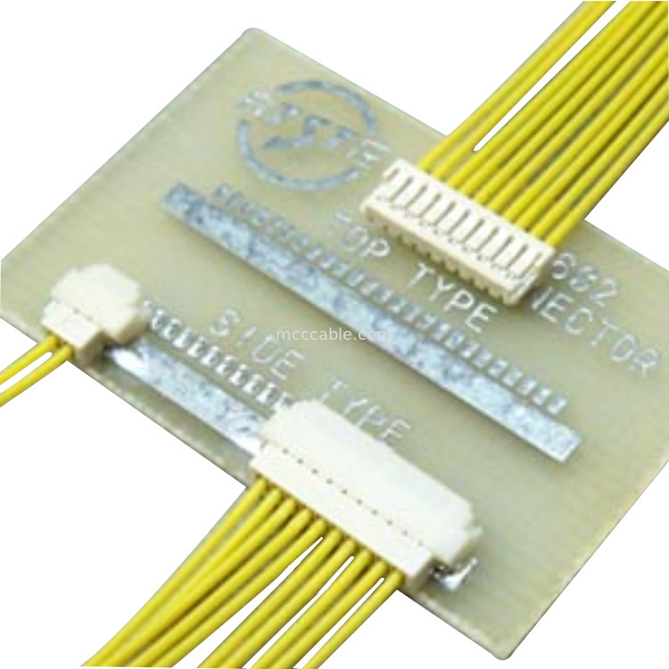 Alambre de encargo de la echada del arnés de cable 0.8m m de JST 3pin para subir al cable de SUHR-03V-S